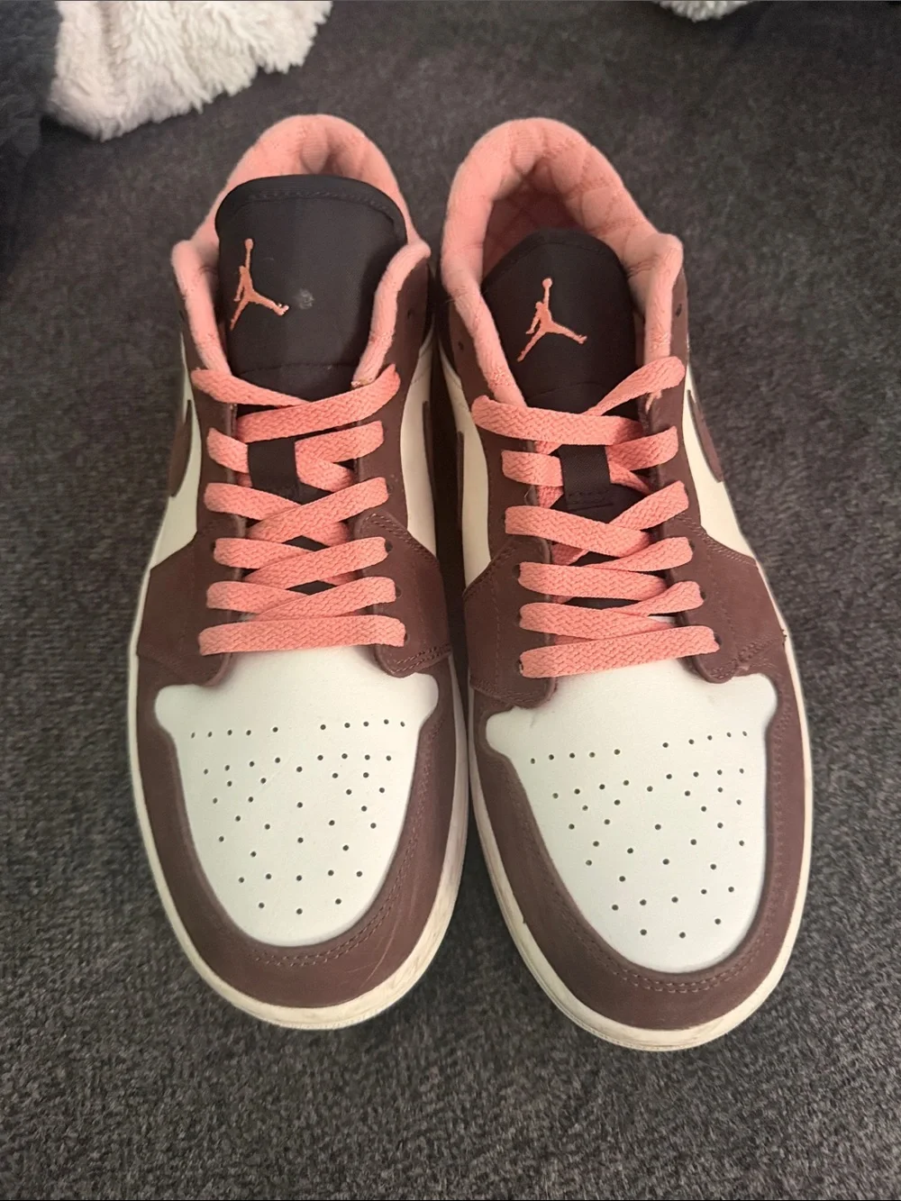 Jordan Low Top Sneakers in Brown, Cream & Pink never worn